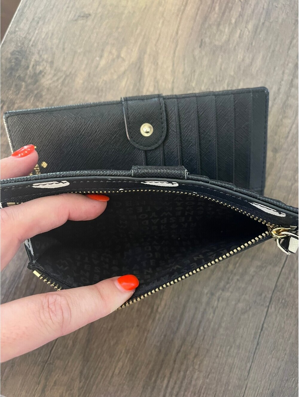 Kate Spade New York Black Swan Print Zip-Around Continental Wallet - Picture 7 of 9